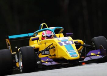 Attaque de panique en W Series, la pilote Marta Garcia se retire de la course