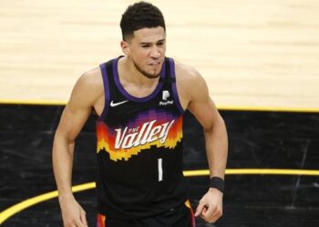 Nba, Devin Booker : « Phoenix Suns, notre niveau est la finale »