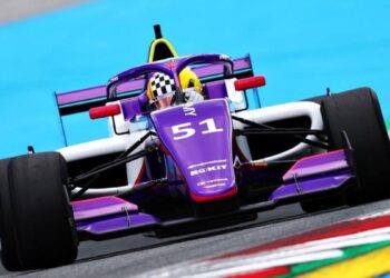 F1 W Series, n’a pas de visa pour les USA, la pilote russe Irina Sidorkova est partie chez elle