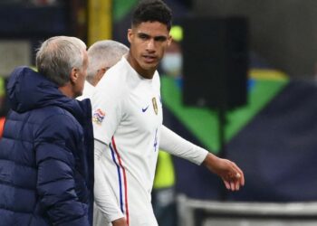 Varane absent pendant des semaines pour Man Utd après que le défenseur français se soit blessé contre l’Espagne