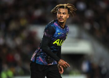 Les fans de Tottenham visent Alli, Winks et Doherty malgré la raclée de Mura