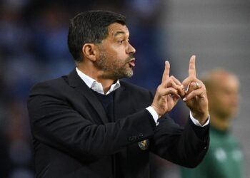 Perdre du poids rapidement en stoppant la faim avec de l’eau comme Conceiçao ?  Non