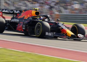 US F1 GP, Perez s’élançant en FP3.  Excellent Sainz, 2ème avec Ferrari.  Verstappen 3e