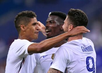 Vidéo: Raphael Varane et Paul Pogba font preuve de leadership dans la victoire de la France – Man United News And Transfer News
