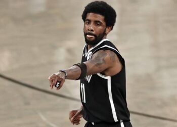 Nba, Kyrie Irving : qu’est devenue la star non vaccinée de Brooklyn