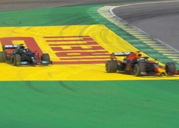 Dépassant Hamilton à Verstappen, Mercedes demande une refonte