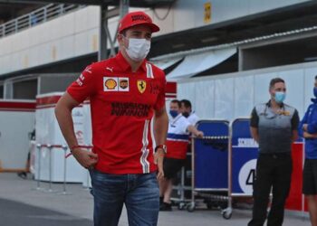 F1, Leclerc : ‘Ferrari, une belle finale en vue de 2022’.  Sainz : « McLaren est fort, ils seront très serrés »