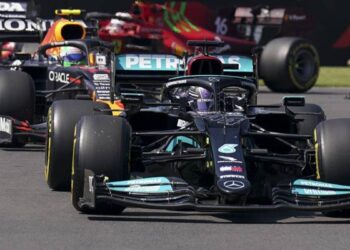GP de F1 Brésil : FP1, meilleur temps de Lewis Hamilton mais 5 places de pénalité sur la grille