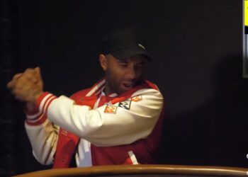 Club de golf à deux heures du matin, ex-Red sur Bellamy & Riise bagarre