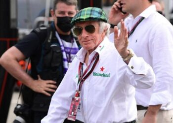 F1, la dépouille de Juan Manuel Fangio transférée dans son mausolée avec Sir Jackie Stewart lors de la cérémonie