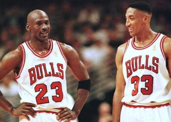 Basket, Pippen contre Jordan.  Dans le livre : « Un égoïste, n’a jamais été un ami »