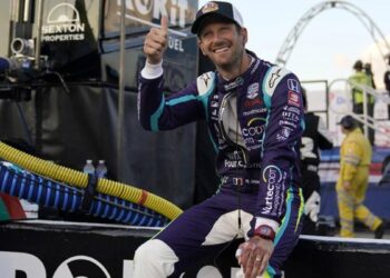 F1, Romain Grosjean de nouveau opéré : greffe de peau sur sa main gauche