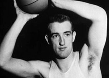 Nba, Hank Biasatti : l’Italien sur le terrain lors du premier match de l’histoire