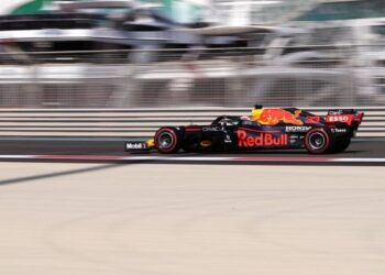 F1 Abu Dhabi, Verstappen immédiatement en tête en FP1.  Hamilton 3e