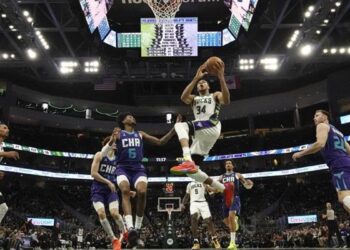 Résultats NBA : Milwaukee bat Charlotte, Dallas bat la Nouvelle-Orléans