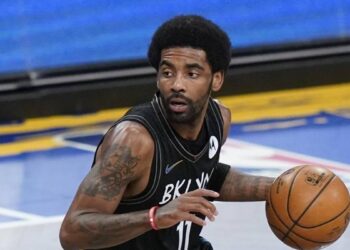 Les Nets réintègrent Irving : il pourra s’entraîner et prendre le terrain en matchs à l’extérieur