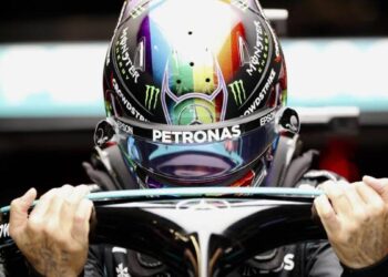 F1 Abu Dhabi, Hamilton rugit : 6 dixièmes à Verstappen en FP2.  Ferrari, huitième Leclerc