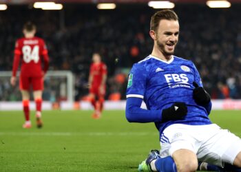  » Chose étrange à dire  » – L’admission intéressante de James Maddison à Liverpool fait parler les fans des Reds dans les commentaires