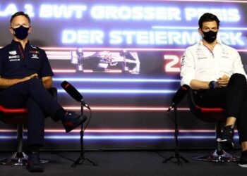 F1, Chris Horner et Toto Wolff, le duel entre Red Bull et Mercedes continue