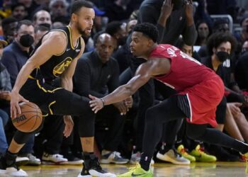 Résultats Nba, Curry -10 triple de l&rsquo;histoire.  Chef-d&rsquo;œuvre de la chaleur contre Giannis