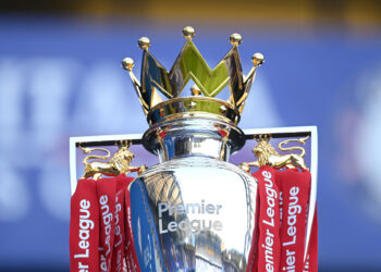 Tony Cascarino conseille à une équipe de remporter le championnat par 10 points