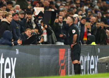 L’ancien arbitre du PL affirme que Robertson a été expulsé à juste titre