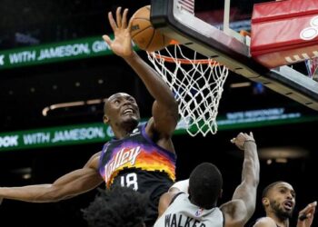 Résultats NBA : Stellar Suns avec San Antonio.  Jazz perd aussi Ingles