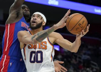 Résultats Nba, Detroit Pistons-Phoenix Suns 108-135, Booker 30 points