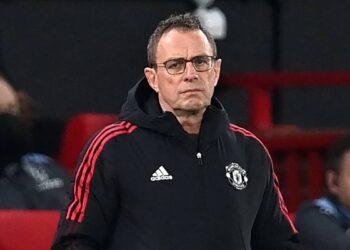 Les fans de Manchester United exigent la signature du milieu de terrain après la victoire d’Aston Villa – News 24