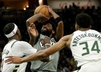Nba, Milwaukee Bucks-Brooklyn Nets 123-126, Irving 38 points