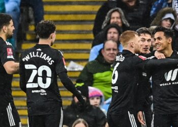 Liverpool pourrait recevoir un coup de pouce pour Carvalho avec l’appel de Fulham