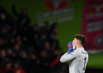 Les fans de Chelsea rejettent la faute sur Kepa alors que la tentative de coup de maître de Tuchel se retourne contre lui
