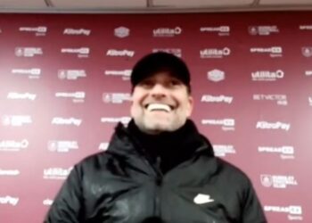 (Vidéo) Klopp discute de l’ouverture de Fabinho à Turf Moor