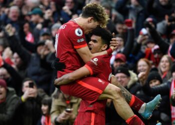 Tsimikas réagit à la publication Instagram anti-Manchester City