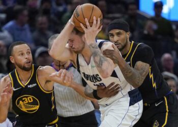 Résultats Nba – Incroyable à San Francisco : Doncic revient des -19 et bat Curry