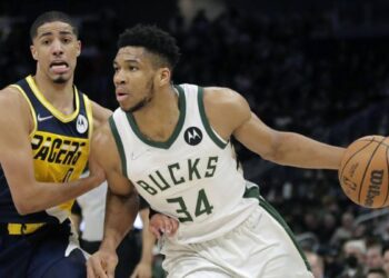 Résultats Nba : Gallinari brille, Antetokounmpo marque 50 points