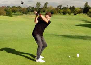 Une bonne promenade avec des bâtons amusants