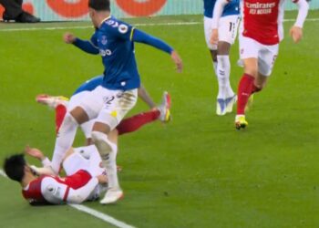La « honte du carton rouge » de Mikel Arteta