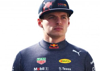 « La Mercedes ? Quelle vilaine couleur !