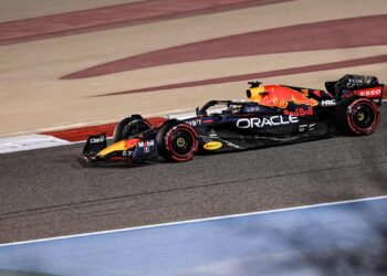 Verstappen claque, Ferrari dans le sillage