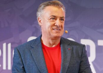 « La Ferrari F1-75 est un titre. Mercedes a besoin d’un miracle »