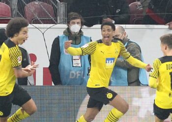 L’ex-star de Man Utd explique pourquoi Bellingham choisirait le transfert de Liverpool plutôt que son ancien club