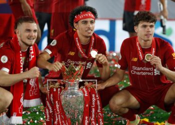 Pearce se penche sur l’avenir à long terme de la star de Liverpool