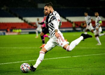 Le geste de Telles avant l’ouverture de Man City résume les problèmes défensifs de Man United