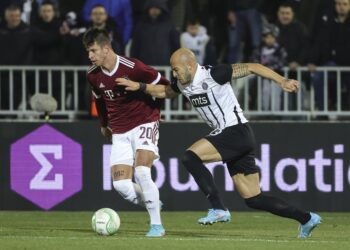 À surveiller |  La starlette de 19 ans du Sparta Prague, Adam Hložek