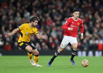 Ronaldo revient pour United mais Bruno Fernandes rate le choc de Tottenham