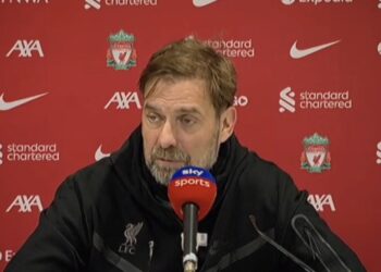Klopp défend Trent pour des critiques bizarres