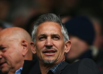 Lineker est d’accord avec Klopp sur la star d’Arsenal « de classe mondiale », plusieurs fans en ligne de Liverpool ont précédemment supplié le club de signer