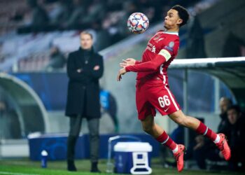 Retour Notre coup 193/1 pour le coup d’envoi de la soirée