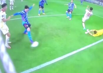 Takumi Minamino rate le titulaire absolu pour le Japon